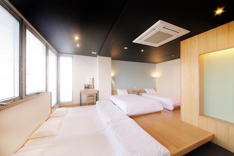 R Star Hostel Kyoto Exteriör bild